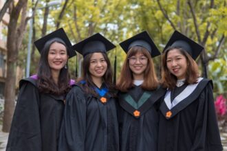 Aliseo University Scholarships 2025
